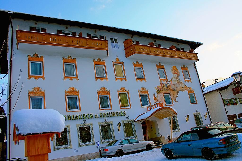 Hotel Garni Almenrausch Und Edelweiss Garmisch-Partenkirchen Exterior photo