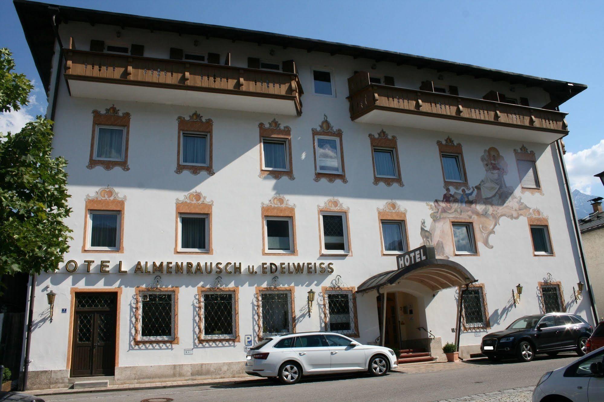 Hotel Garni Almenrausch Und Edelweiss Garmisch-Partenkirchen Exterior photo