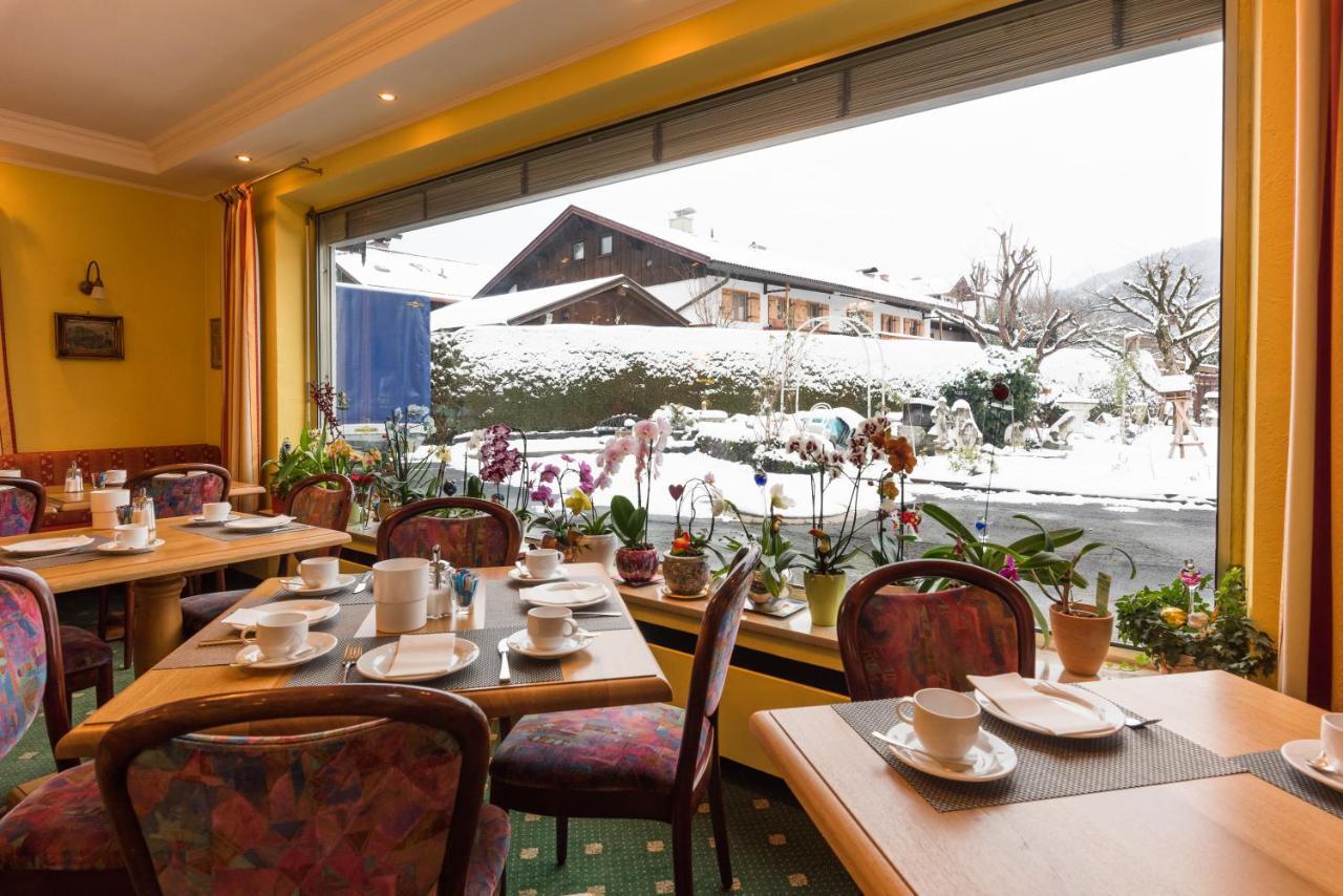 Hotel Garni Almenrausch Und Edelweiss Garmisch-Partenkirchen Exterior photo