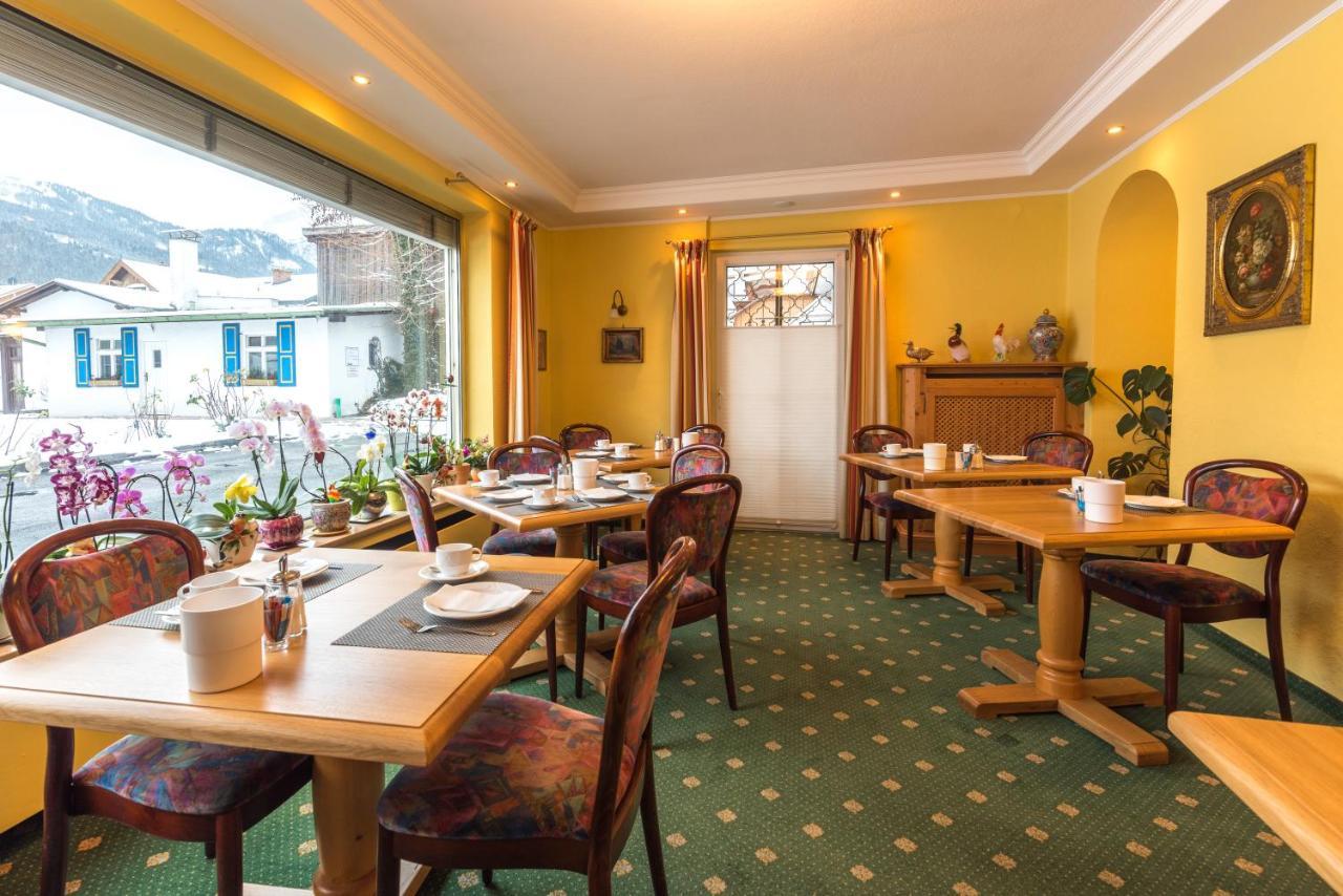 Hotel Garni Almenrausch Und Edelweiss Garmisch-Partenkirchen Exterior photo