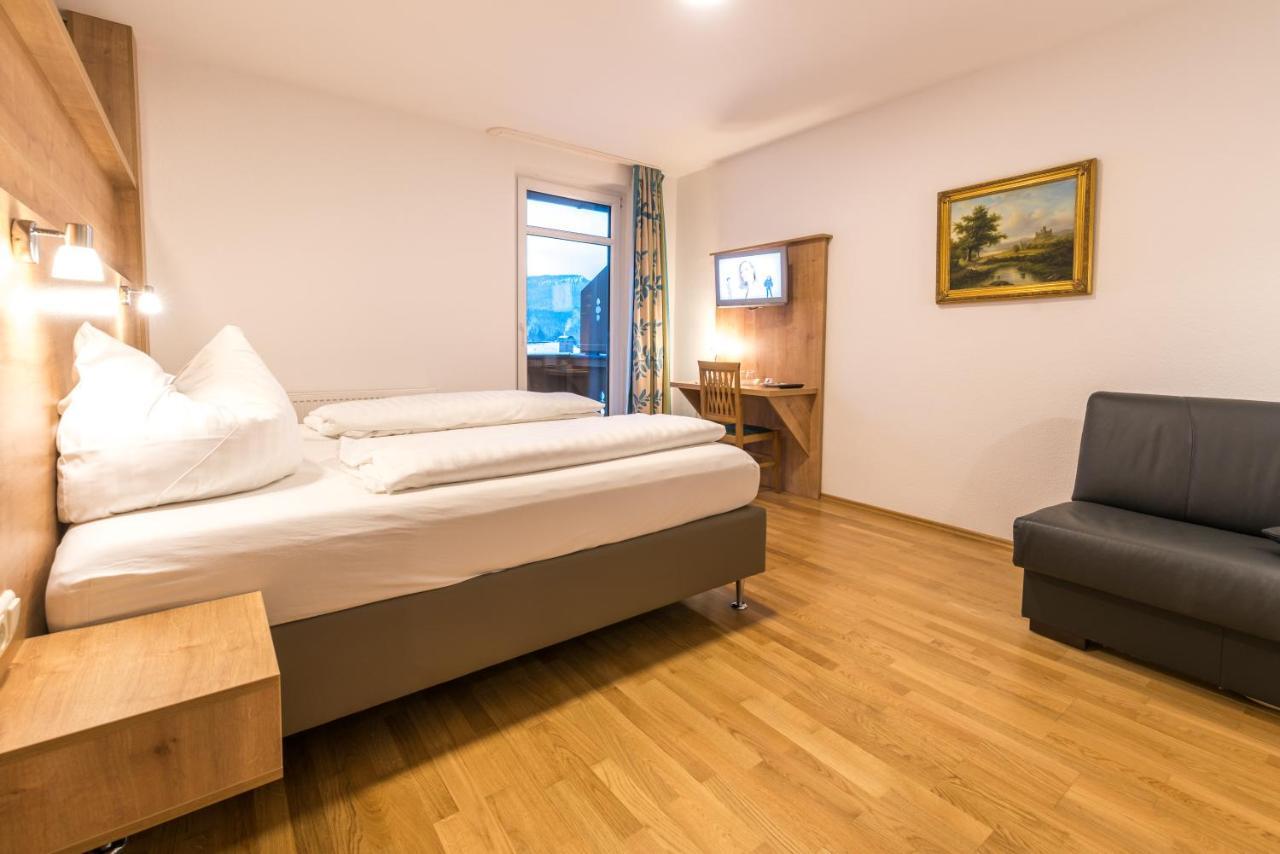 Hotel Garni Almenrausch Und Edelweiss Garmisch-Partenkirchen Exterior photo